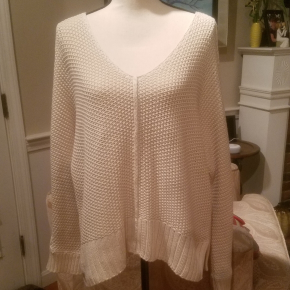 Lucky Brand Sweater - Picture 2 of 4